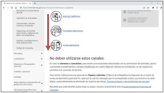 Imagen de página web del Banco de la República, en sitio de Atención al Ciudadano, con segunda parte de señalización con flecha descendente que guía por el contenido sobre los mecanismos disponibles para radicar Peticiones, Quejas, Reclamos, Sugerencias y Denuncias.